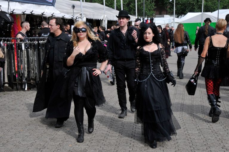 Szenetypischer Dresscode - Amphi 2011