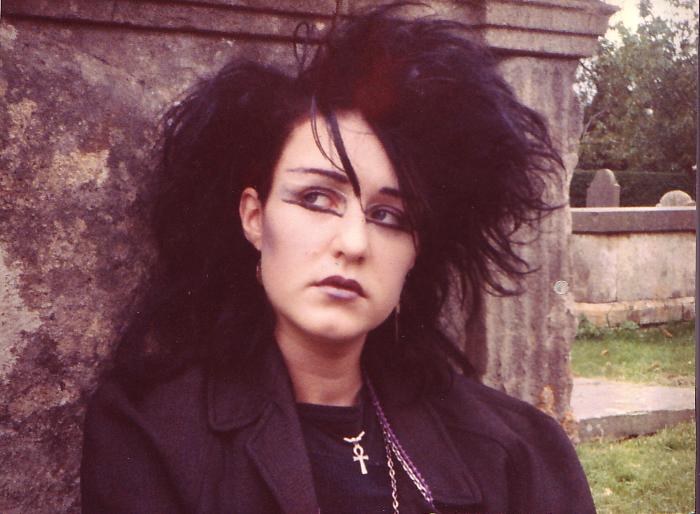graveyard 1984, big hair and purple lipstick