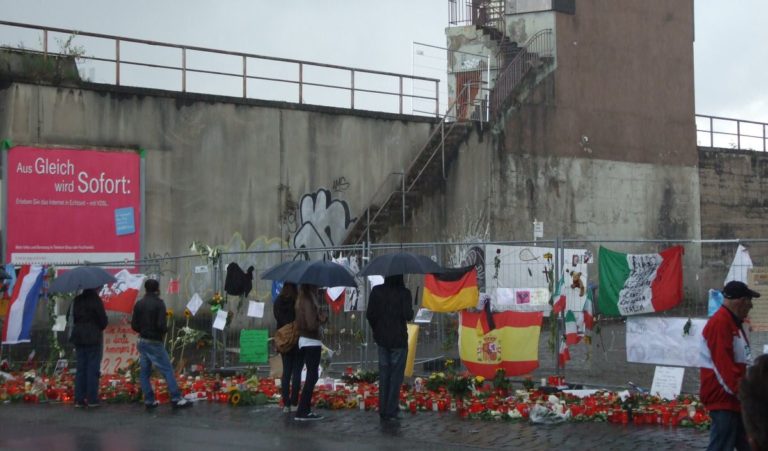 [Update] Massenpanik bei Loveparade in Duisburg
