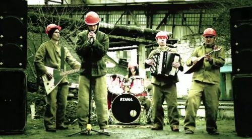 Covervideo: Rammsteins „Du hast“ pa Russki