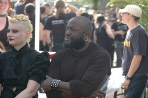 Ein ungewöhnliches Bild, doch werden "Andersartige" wirklich anders behandelt?