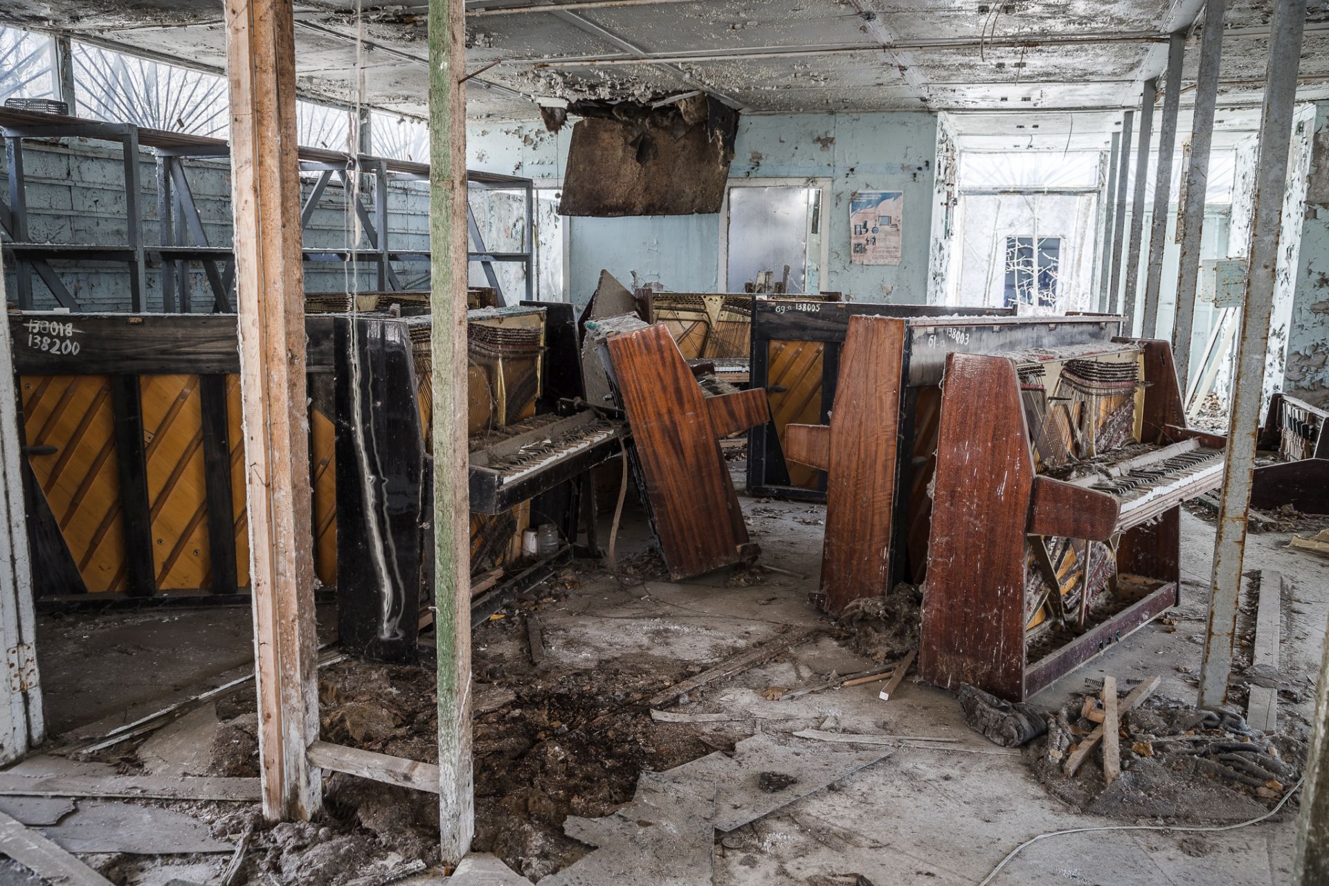 Tschernobyl 2016 - Klavierladen