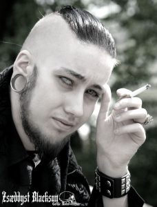 Zsaeddyst Blacksun - Foto 1 - Portraet