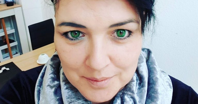 Ein Kostüm namens Orphi – WGT Vorbereitungen in der Midlife Crisis