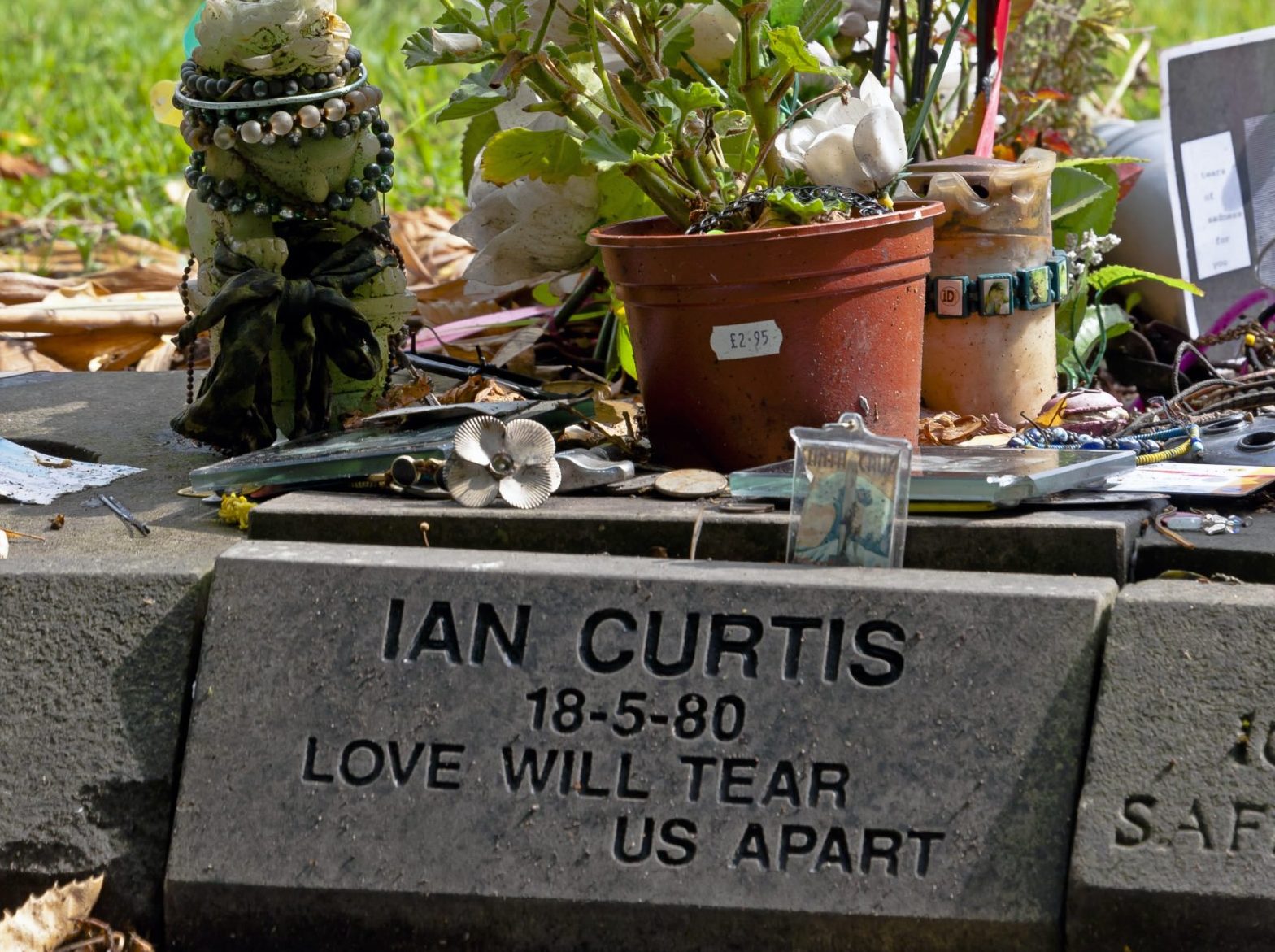 Grabstein von Ian Curtis