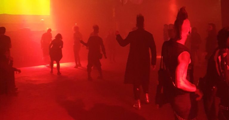 Gothic Szene 1985 – Die ersten Jahre der Kultdisko „Zwischenfall“