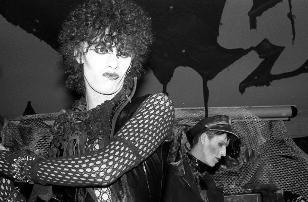 Olli Wisdom, SpecimenSänger und BatcaveGründer gestorben