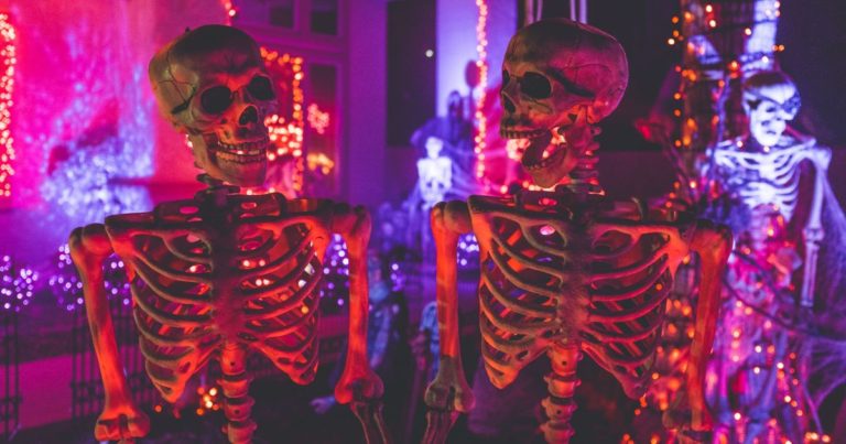 Wochenschau: Der Oktober ist ein Quell morbider Unterhaltung! Das Spontis-Halloween-Special