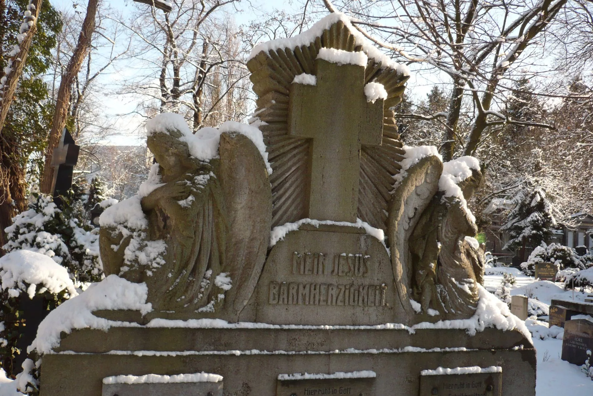 Französischer Friedhof auf der Luisenstr. in Berlin (1780) franzoesischer friedhof berlin liesenstrasse (6)