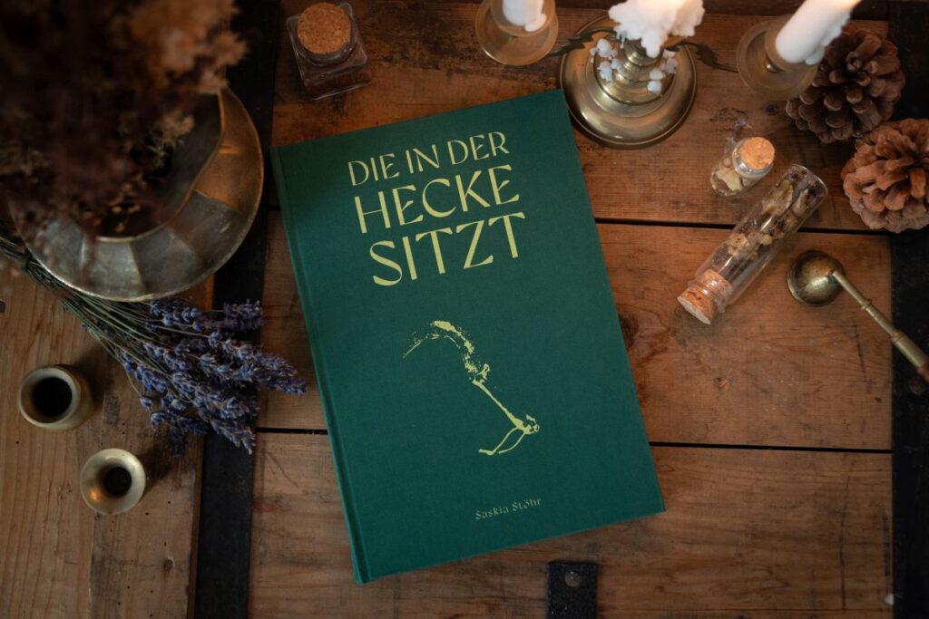 Die in der Hecke sitzt - Cover